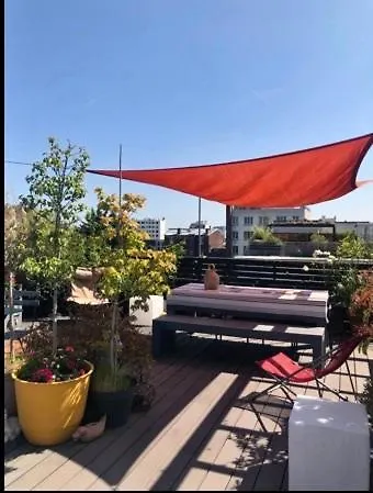 Apartment Superbe Loft Avec Terrasse Et Jacuzzi Aux Lilas Pres De Paris Les Lilas